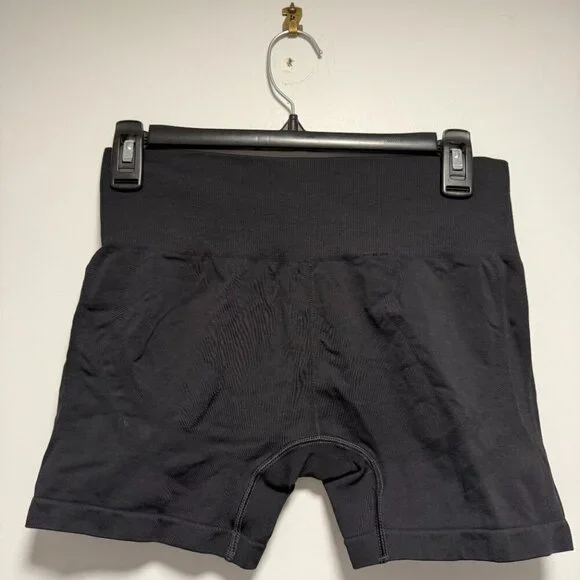 Gymshark Seamless Bike Short Black medium - Picture 4 of 4